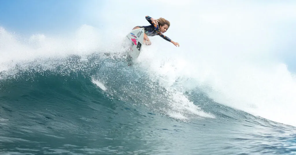El surf tico encara una temporada 2026 con la mira en los Juegos